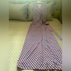 Diamond pattern multi colored maxi, wraparound, in great condition worn once